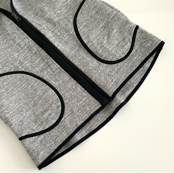 Lululemon Insculpt Reversible Vest With Hood - Picture 6 of 13